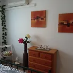 Melanie Apartman *